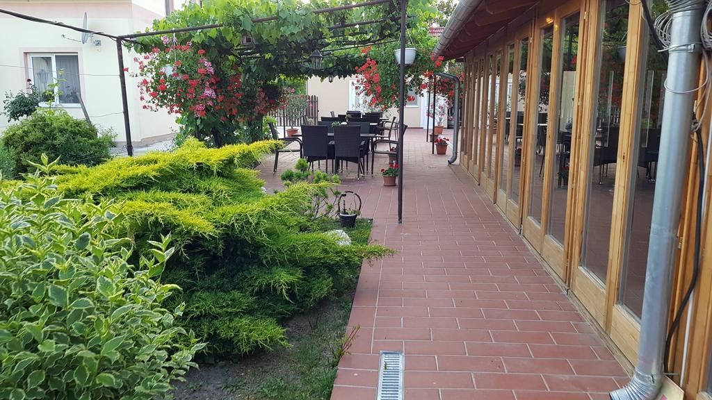 Forro Fogado & Bauer Bistro Ξενοδοχείο Roszke Εξωτερικό φωτογραφία