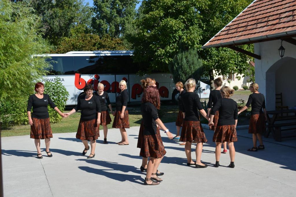Forro Fogado & Bauer Bistro Ξενοδοχείο Roszke Εξωτερικό φωτογραφία